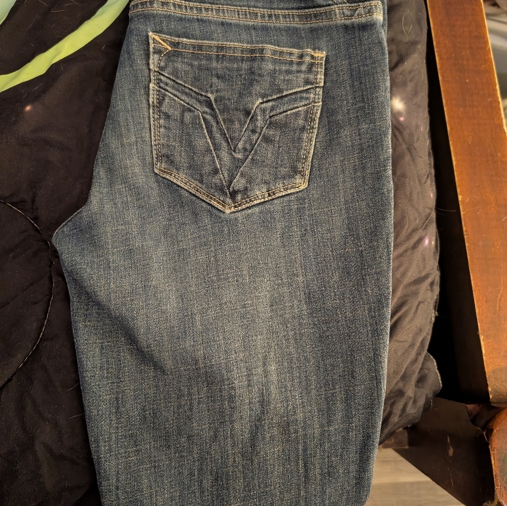 Vigoss Women's Dark Wash Jeans - Picture 6 of 6